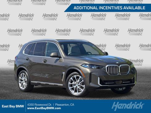 New 2026 BMW X5 xDrive40i AWD/4WD image 1