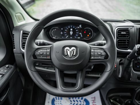 New 2025 RAM ProMaster 2500 w/ Quick Order Package 22G SLT image 26