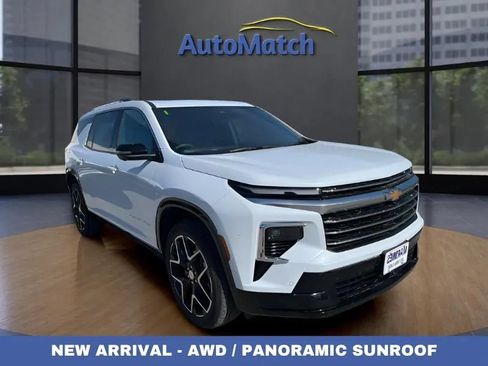 Used 2026 Chevrolet Traverse High Country AWD/4WD image 1
