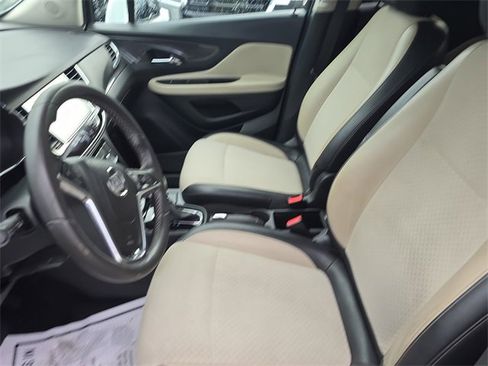 Used 2018 Buick Encore Preferred image 20
