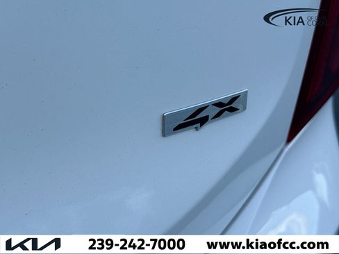 Certified 2024 Kia Telluride S w/ S Sunroof Package image 11