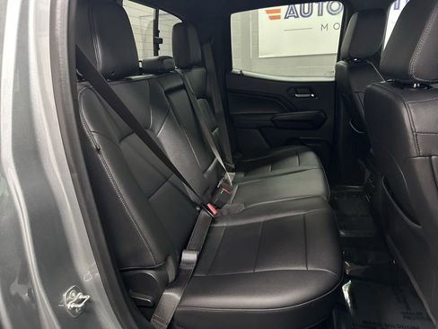 Used 2024 GMC Canyon Elevation w/ Elevation Premium Package image 21