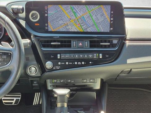 Used 2022 Lexus ES 350 F Sport w/ Accessory Package FWD image 10