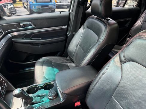 Used 2016 Ford Explorer Sport w/ Equipment Group 401A image 6