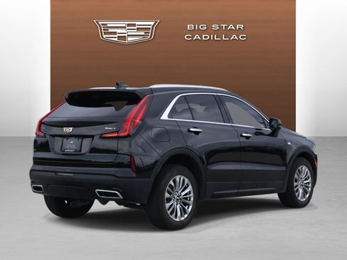 Certified 2024 Cadillac XT4 Premium Luxury w/ Cold Weather Package FWD image 5