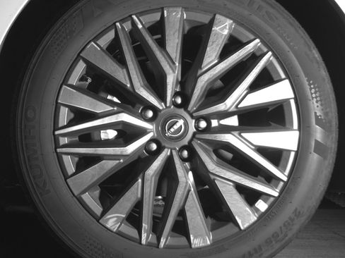 Used 2025 Nissan Altima 2.5 SV image 12