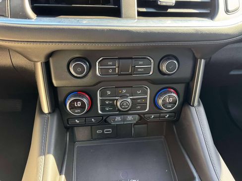 Used 2023 Chevrolet Tahoe LT w/ LT Signature Plus Package AWD/4WD image 31