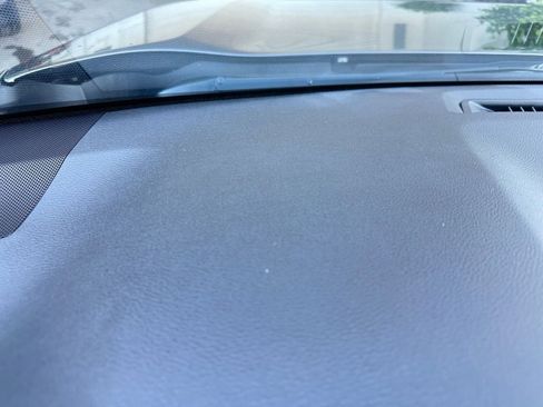 Used 2025 Toyota RAV4 XLE image 34