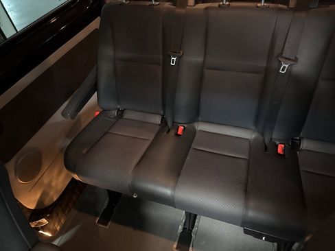 Used 2017 Mercedes-Benz Sprinter 2500 image 25