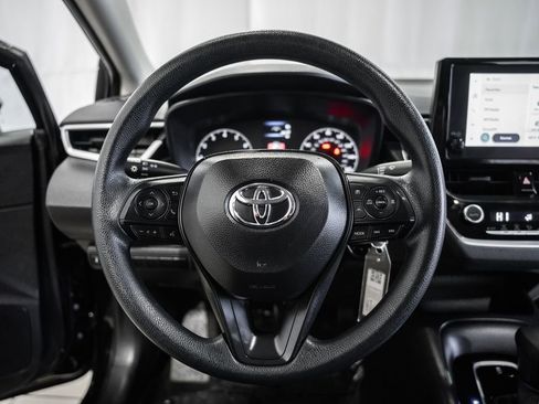 Used 2024 Toyota Corolla LE image 18