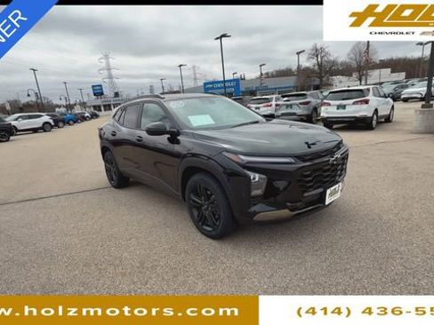 Certified 2024 Chevrolet Trax ACTIV w/ Sunroof Package image 2