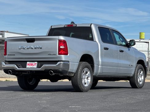 New 2026 RAM 1500 4x4 Crew Cab image 3