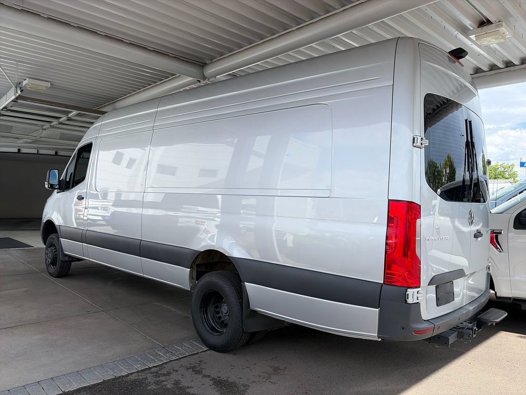 Used 2024 Mercedes-Benz Sprinter 3500 image 4