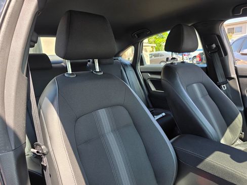 Used 2022 Honda Civic Sport image 16