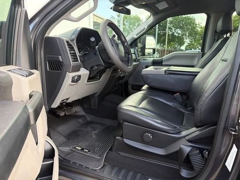Used 2020 Ford F250 XL w/ STX Appearance Package AWD/4WD image 13