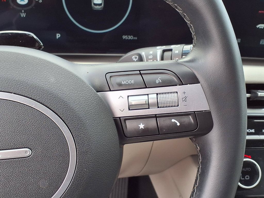 Used 2025 Hyundai Tucson SEL FWD image 36