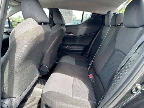 Used 2021 Toyota C-HR LE FWD image 22