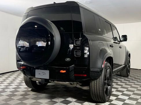 Used 2023 Land Rover Defender 110 X image 8