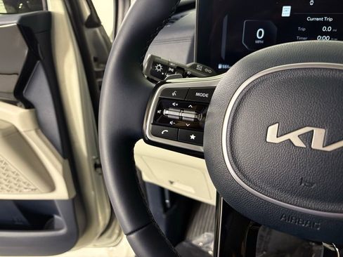 New 2026 Kia Carnival SX Prestige image 20