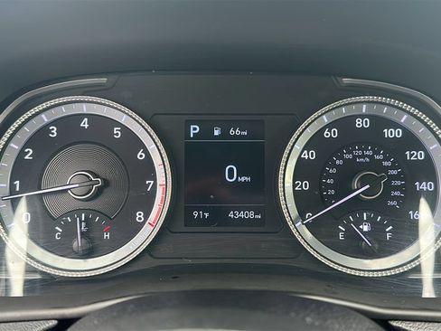 Used 2020 Hyundai Sonata SE FWD image 2