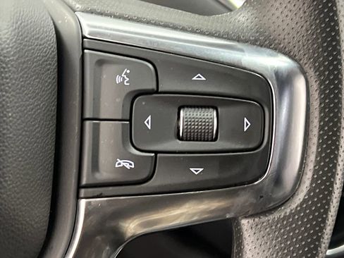 Used 2025 Chevrolet Blazer LT FWD image 43