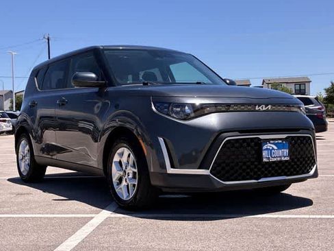 Used 2024 Kia Soul LX w/ Option Group 015 FWD image 10