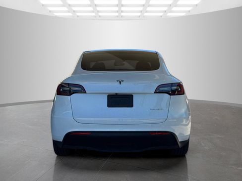 Used 2023 Tesla Model Y Long Range AWD/4WD image 6