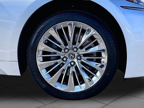 Used 2019 Lexus LS 500 AWD w/ Interior Upgrade Package image 10