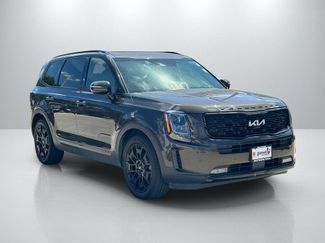 Used 2022 Kia Telluride SX w/ SX Prestige Package AWD/4WD video 3