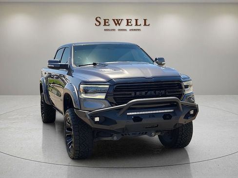 Used 2020 RAM 1500 Laramie AWD/4WD image 7