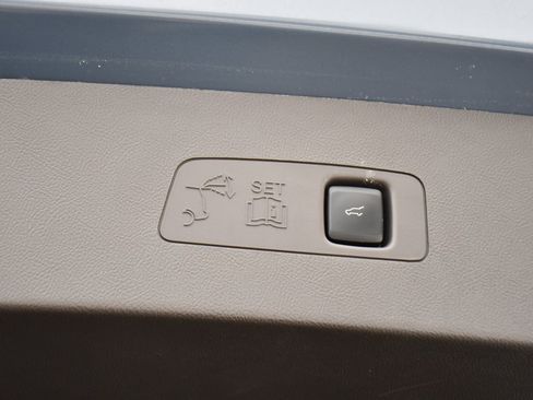 Used 2024 Lincoln Corsair Reserve w/ Towing Package image 19