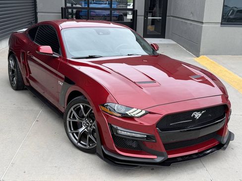 Used 2019 Ford Mustang GT Premium w/ Performance Package - Level 2 RWD image 6