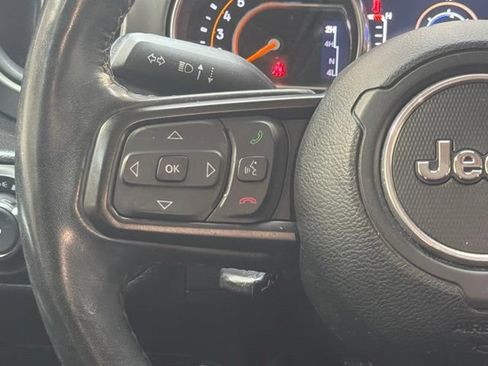 Used 2023 Jeep Wrangler Unlimited Sport AWD/4WD image 17