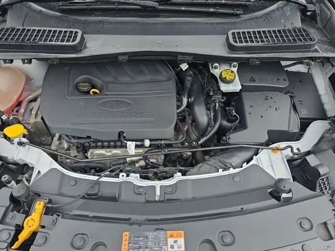 Used 2018 Ford Escape SE FWD image 44