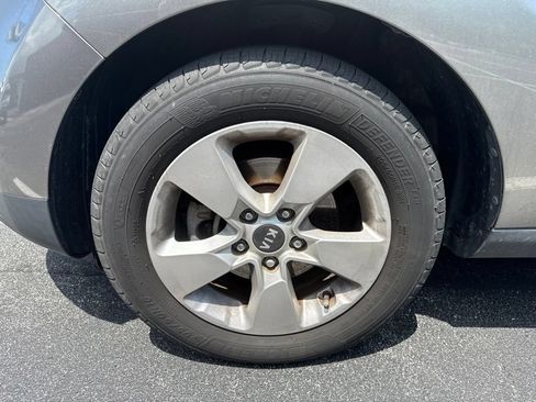 Used 2019 Kia Soul w/ Convenience Package FWD image 7