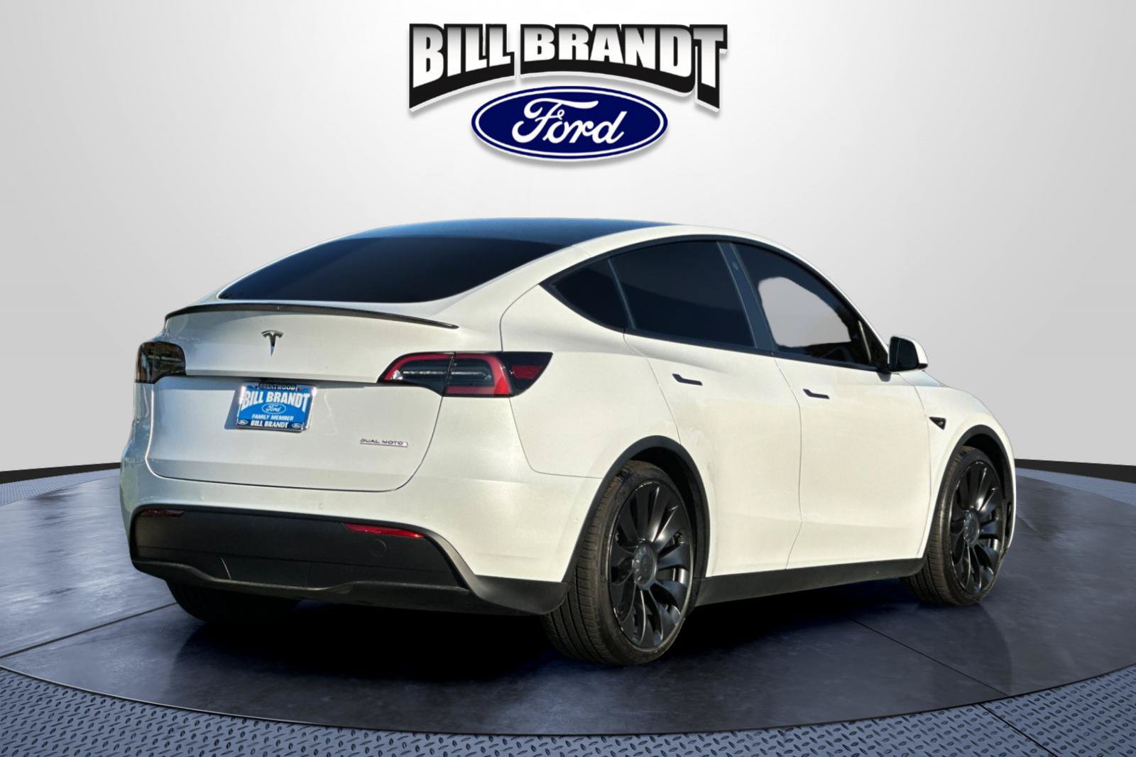 Used 2022 Tesla Model Y Performance AWD/4WD image 3