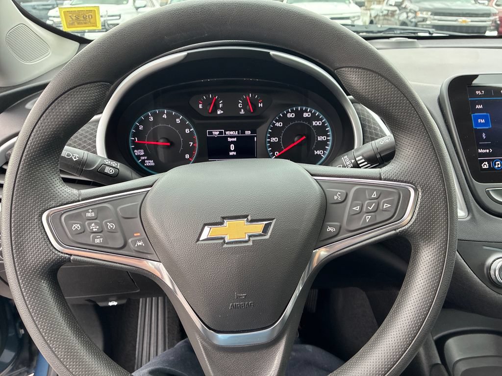 Used 2024 Chevrolet Malibu LS FWD image 13
