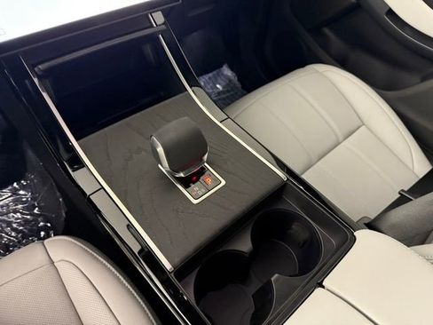 Used 2026 Land Rover Range Rover Evoque S image 23