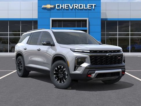 New 2026 Chevrolet Traverse Z71 w/ Driver Confidence Package AWD/4WD image 7