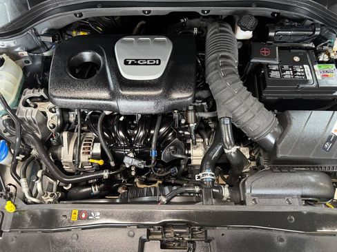 Used 2018 Hyundai Elantra Sport FWD image 41