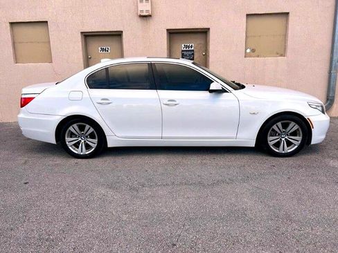 Used 2010 BMW 528i Sedan image 27