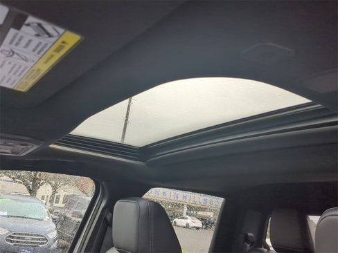 Used 2024 Toyota Tacoma TRD Off-Road image 23