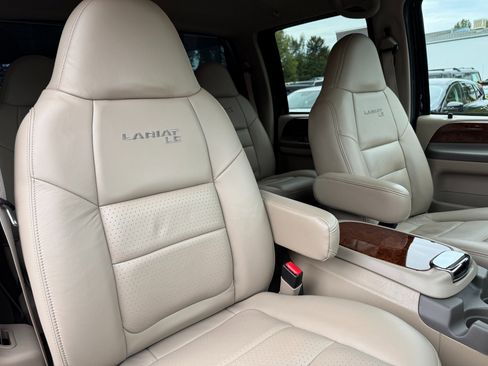 Used 2001 Ford F350 Lariat image 63