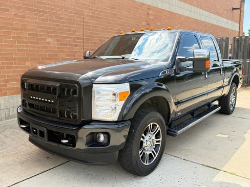 Used 2015 Ford F250 Platinum AWD/4WD image 3
