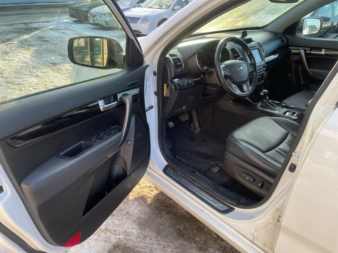 Used 2015 Kia Sorento SX image 9
