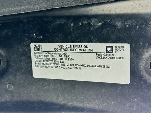 Used 2024 GMC Yukon SLE w/ Max Trailering Package image 21