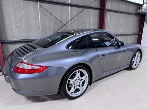Used 2005 Porsche 911 Carrera RWD image 31