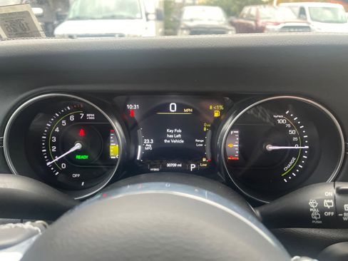 Used 2023 Jeep Wrangler Sahara w/ Cold Weather Group image 18