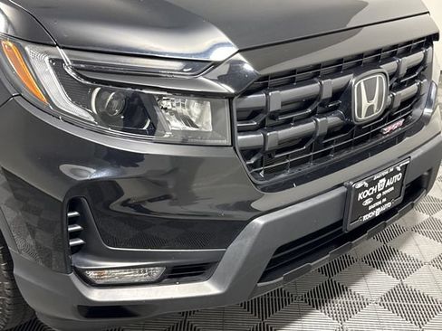 Used 2024 Honda Ridgeline Sport image 12