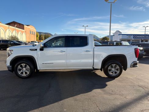 Used 2024 GMC Sierra 1500 SLT image 5
